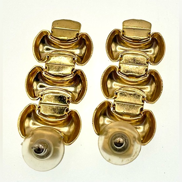 3 for $30 Vintage Gold Tone Linked Dangling Pierced Earrings - Picture 4 of 7
